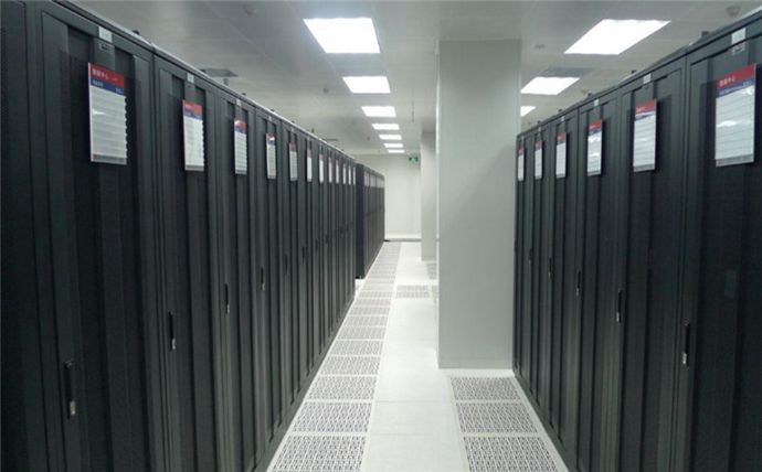 承担每年3500万人次国内旅客的候机与进港服务