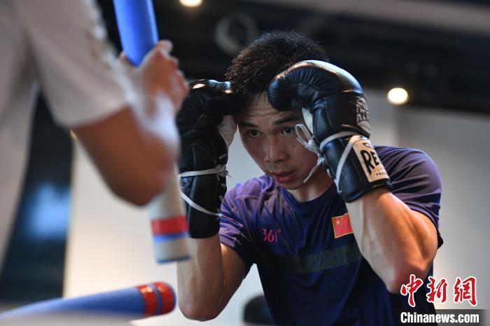 昆明的一处训练场：徐灿结束隔离后迅速回归日