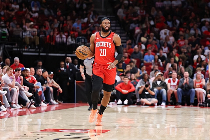 奥科吉攻防俱佳火箭缩减其上场时间引争议