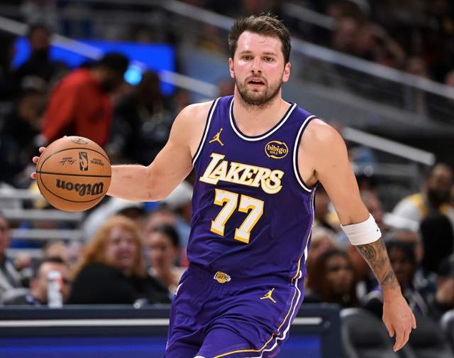 东契奇伤退报销，库里即将复出，MVP榜单文班亚