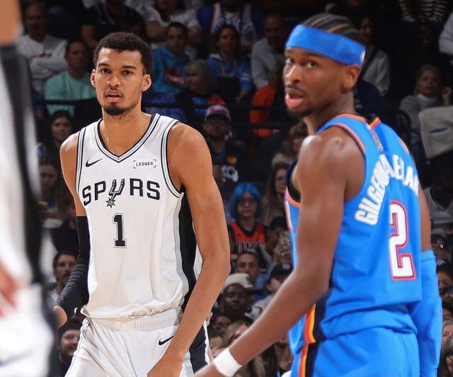 东契奇伤退报销，库里即将复出，MVP榜单文班亚