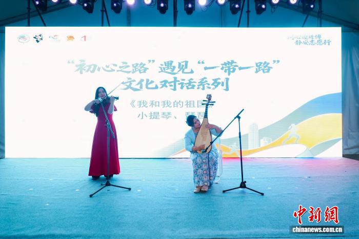 静安区河畔以志愿服务与文明交流迎接进博会：